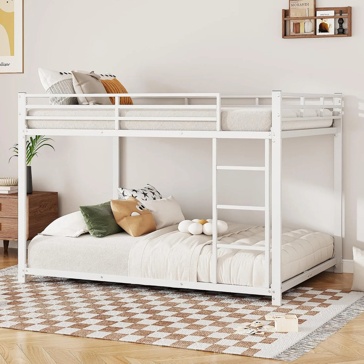 Letto a castello e letto salvaspazio: con protezione anticaduta, 140 × 200 cm, bianco, in metallo, rivestimento in tessuto