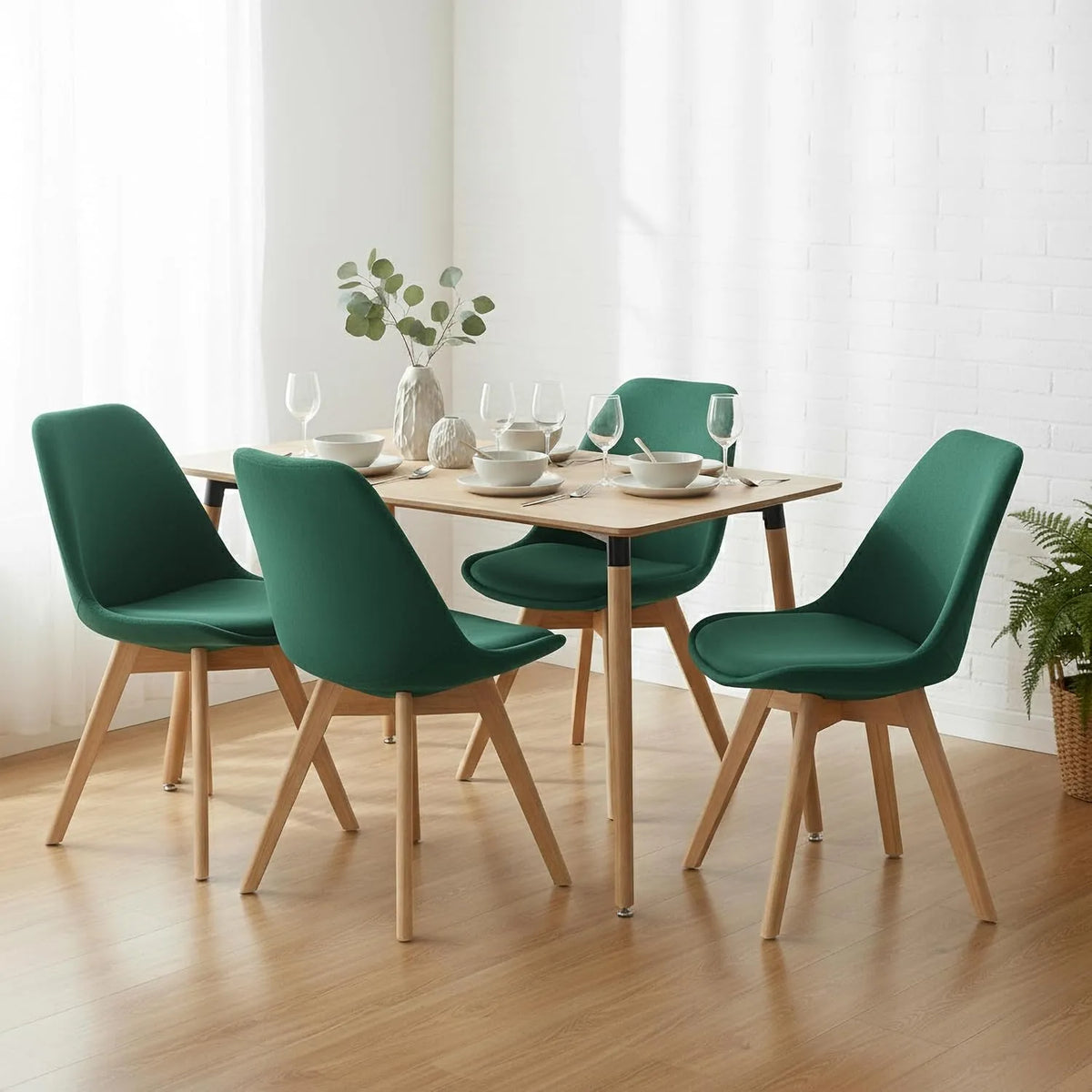 Sedia – HERON, in legno, verde, in legno massello, rivestimento in velluto