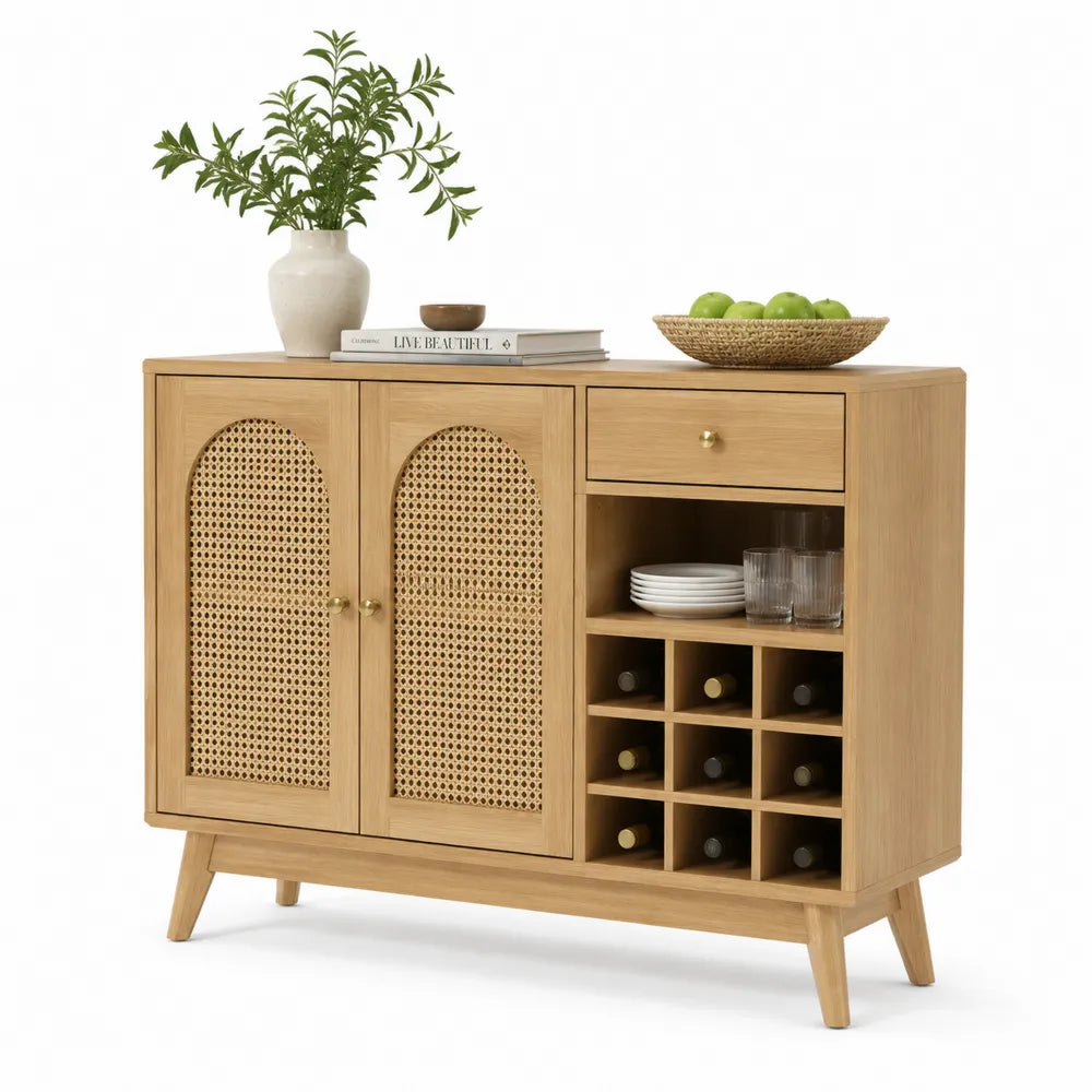 Credenza in Legno di Rovere con Ante in Rattan e Portabottiglie